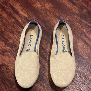 Rothy's Beige Patterned Flats